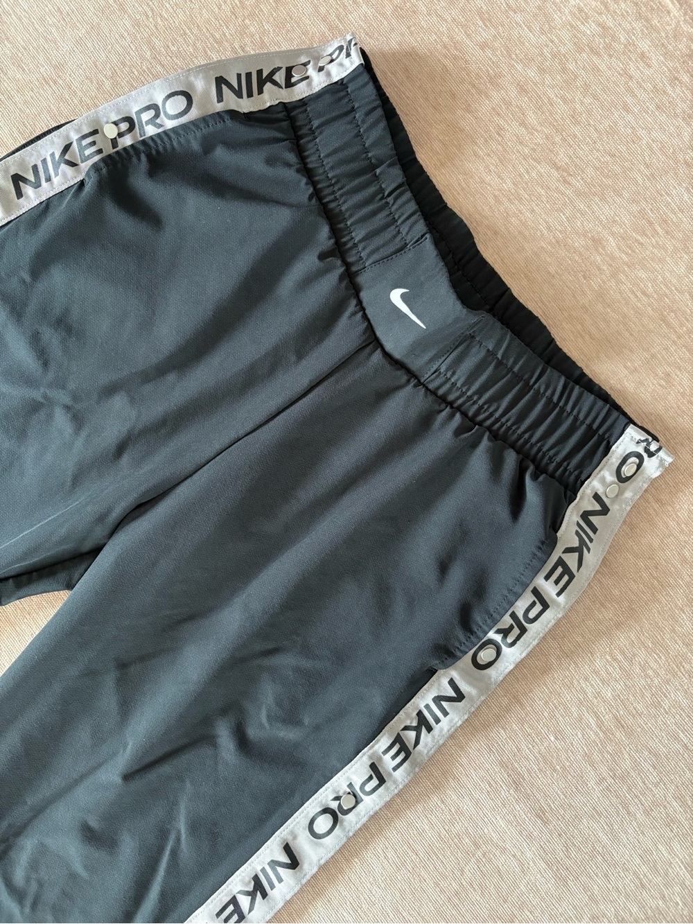 Y2K 90s Nike Pro Training Black Tear-Away Side Snap Athletic Warm-Up Pants - Picture 2 of 7